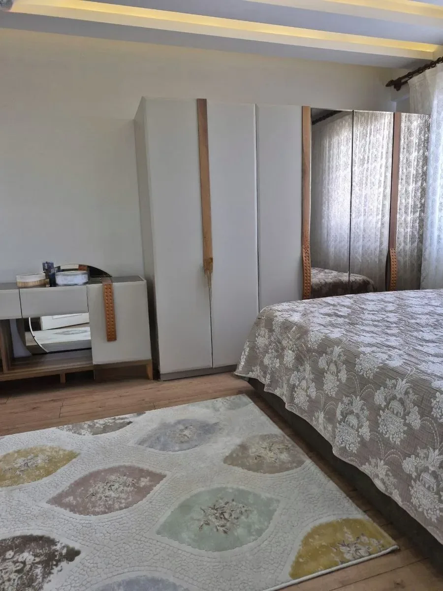 Palandöken Hüseyin Avni Ulaş'ta 5 Yaşında 2. Kat 175 m² 4+1 Satılık Daire - Fotoğraf 11