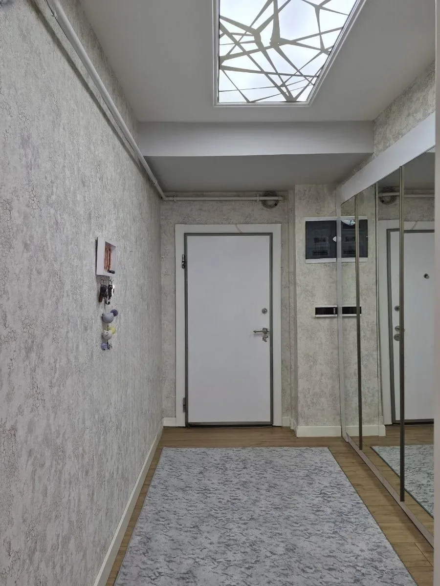 Palandöken Hüseyin Avni Ulaş'ta 5 Yaşında 2. Kat 175 m² 4+1 Satılık Daire