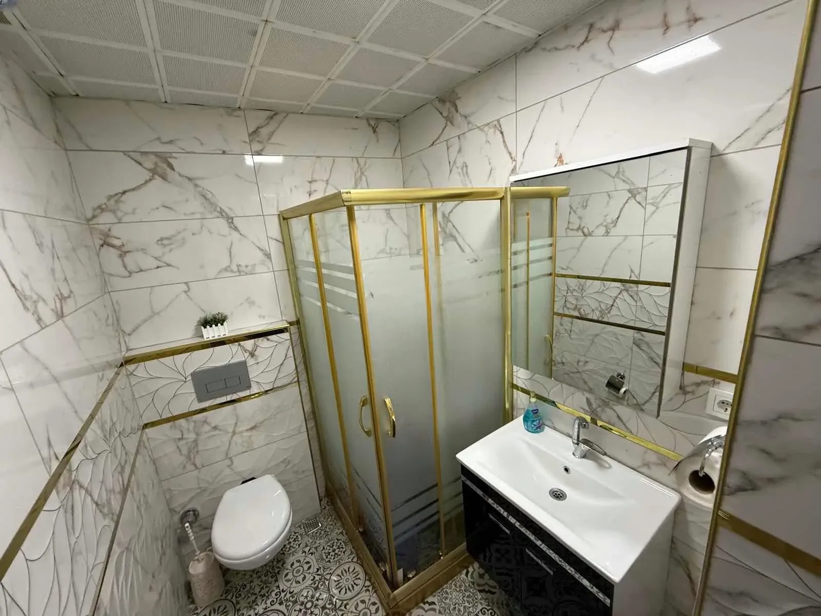 Yakutiye Lalapaşa'da 3 Yaşında 2. Kat 90 m² Kiralık İş Yeri - Fotoğraf 11