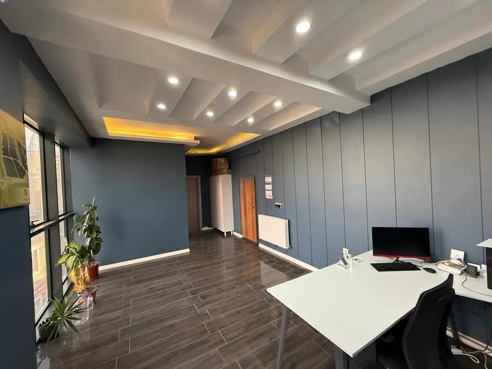 Yakutiye Lalapaşa'da 3 Yaşında 2. Kat 90 m² Kiralık İş Yeri - Fotoğraf 6