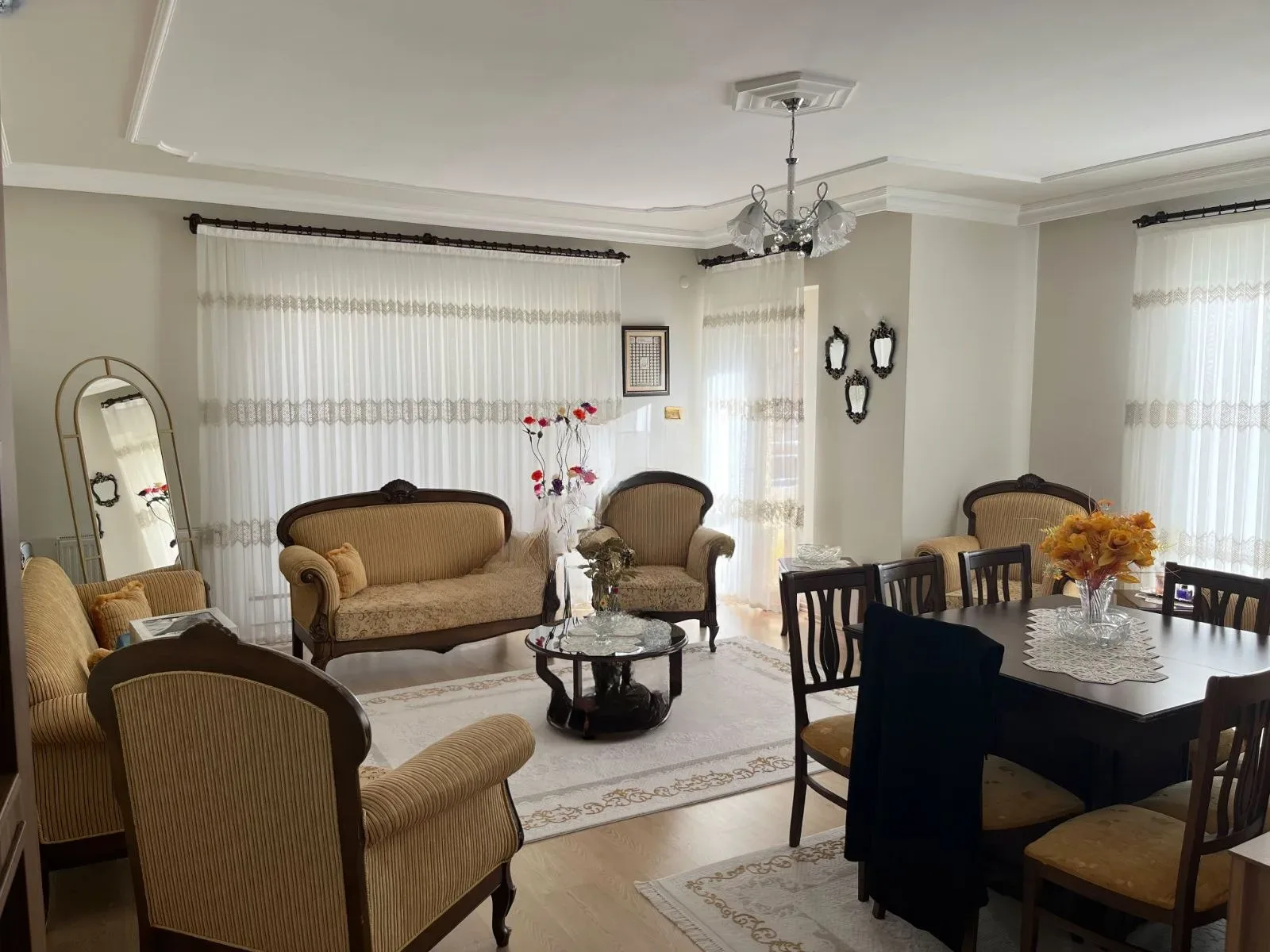 Palandöken Yunusemre'de Yüksek Giriş Kat 160 m² 3+1 Kiralık Daire - Fotoğraf 9