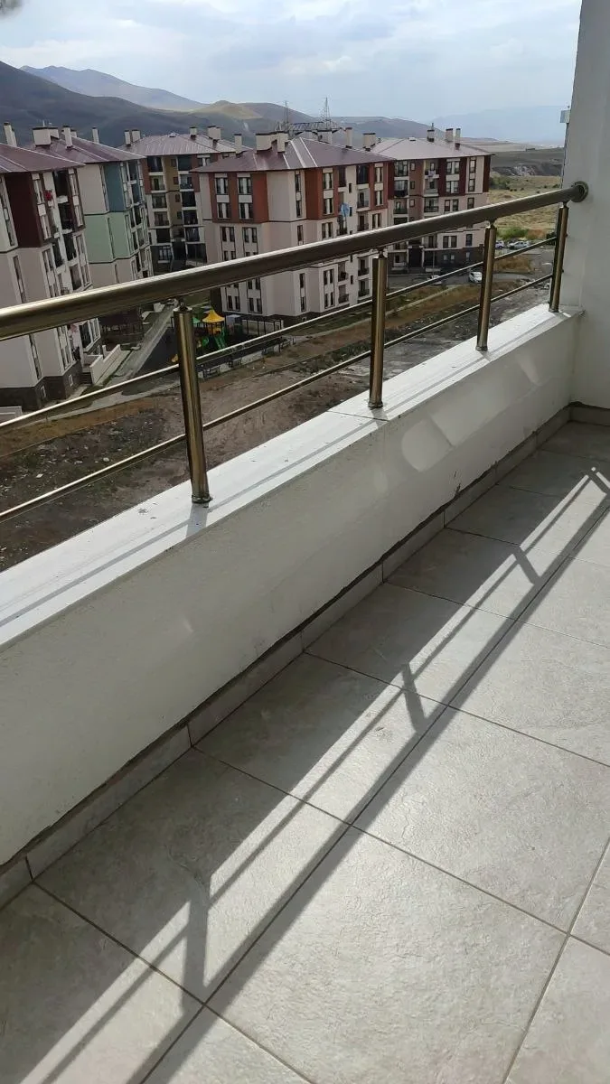 Palandöken Hüseyin Avni Ulaş'ta 1. Kat 75 m² 2+1 Kiralık Villa