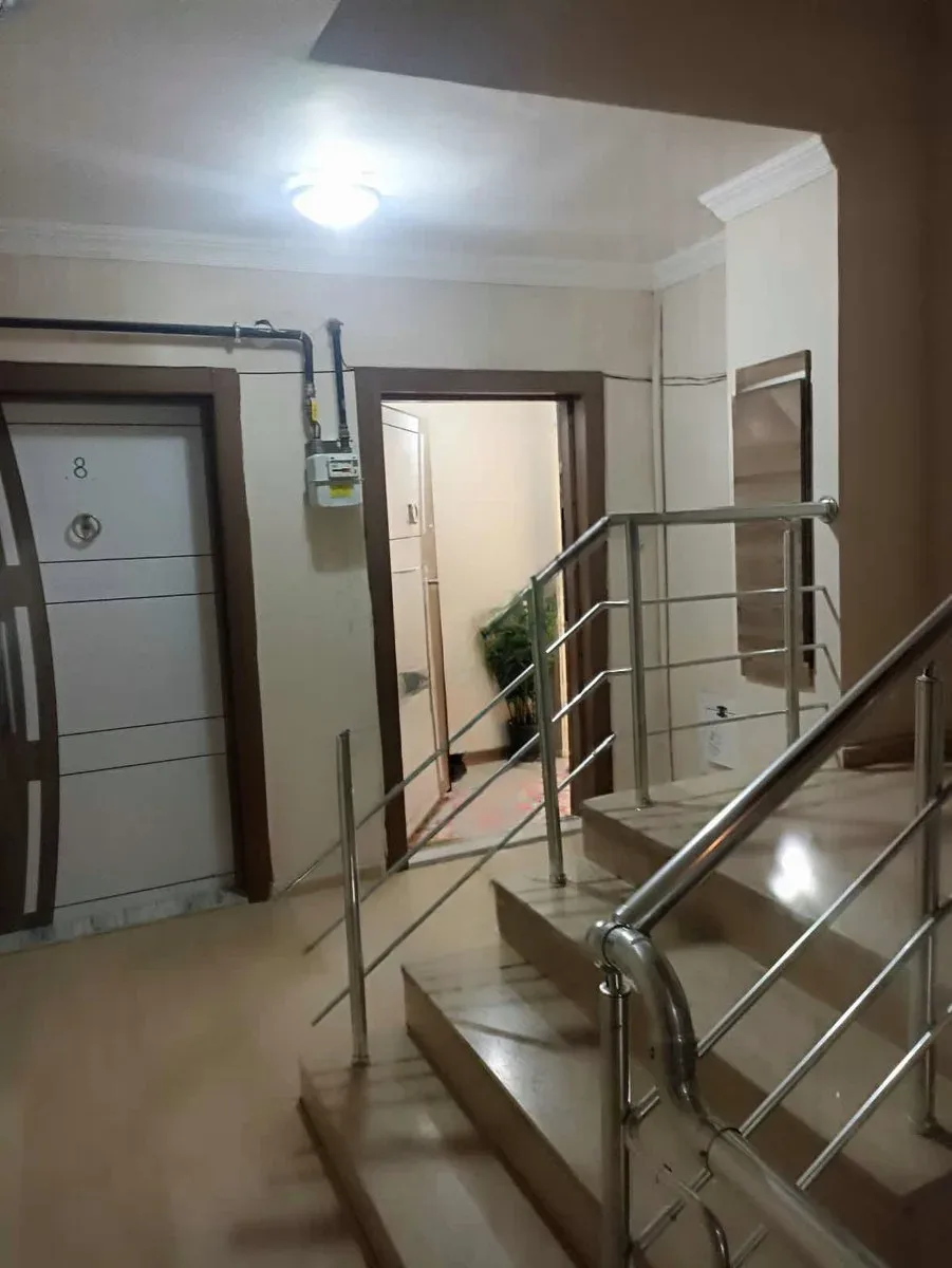 Aziziye Merkez'de 5 Yaşında 2. Kat 100 m² 1+1 Kiralık Villa