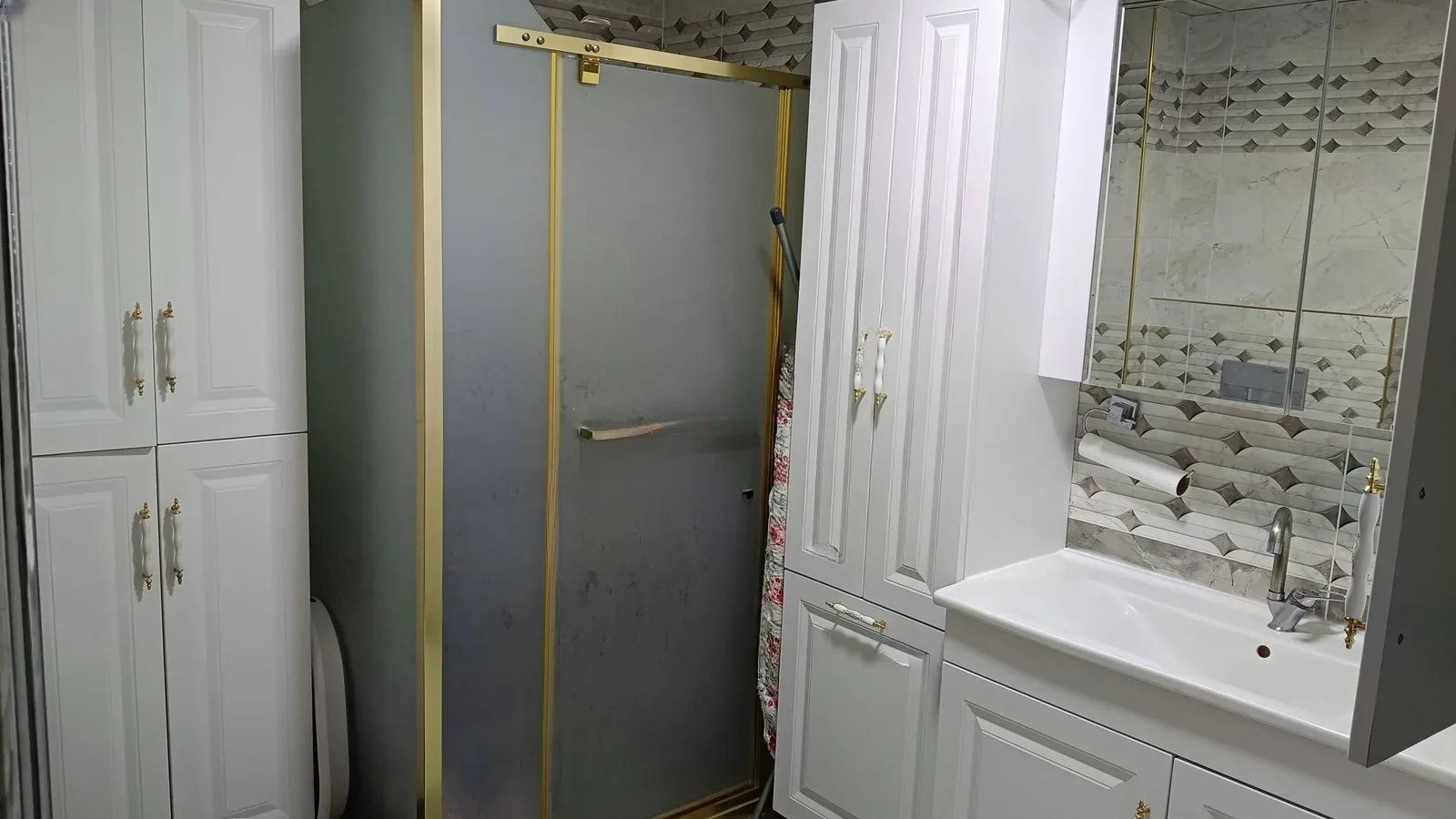 Palandöken Abdurrahman Gazi'de 5 Yaşında 4. Kat 175 m² 4+1 Satılık Daire - Fotoğraf 10