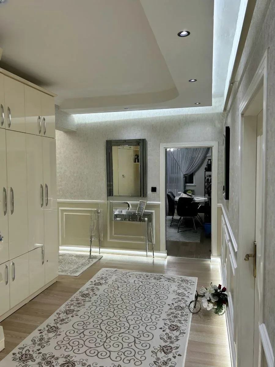 Yakutiye Terminal'da 3. Kat 180 m² 3+1 Satılık Daire