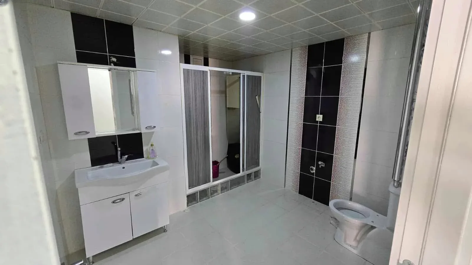 Yakutiye Terminal'da 3. Kat 155 m² 3+1 Satılık Daire - Fotoğraf 18