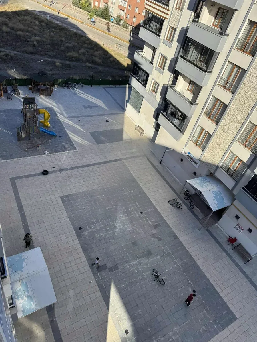 Palandöken Hüseyin Avni Ulaş'ta 168 m² Kiralık Daire - Fotoğraf 7