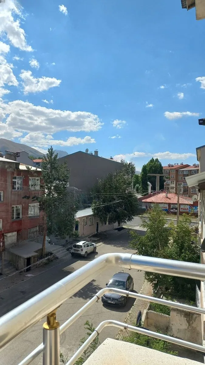 Palandöken Yunusemre'de 4. Kat 135 m² 3+1 Kiralık Villa - Fotoğraf 11