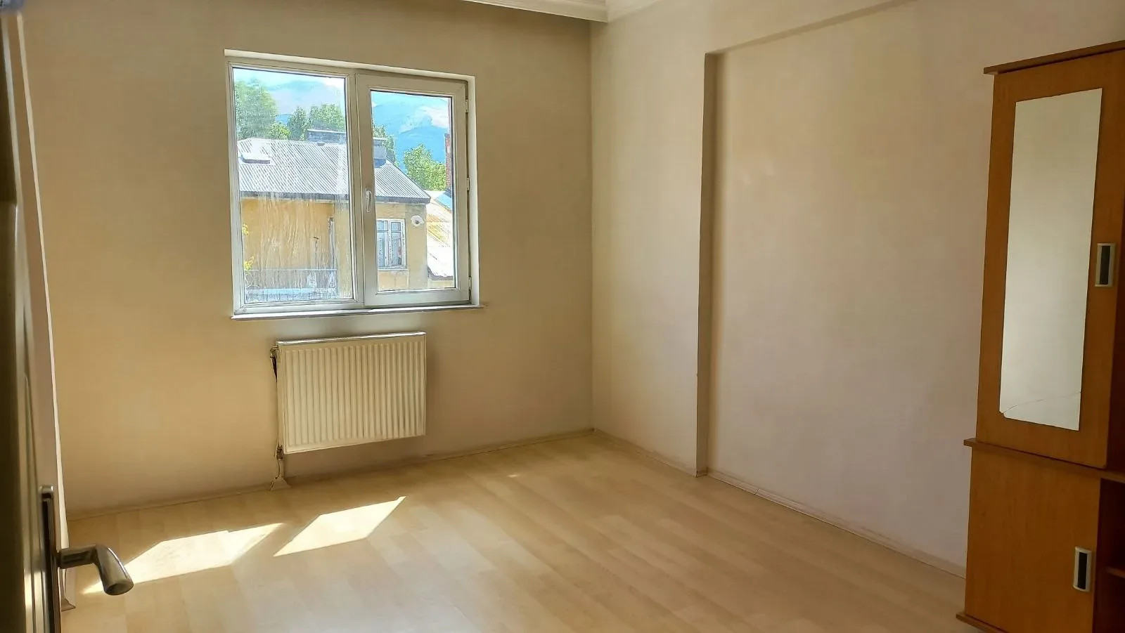 Palandöken Yunusemre'de 4. Kat 135 m² 3+1 Kiralık Villa