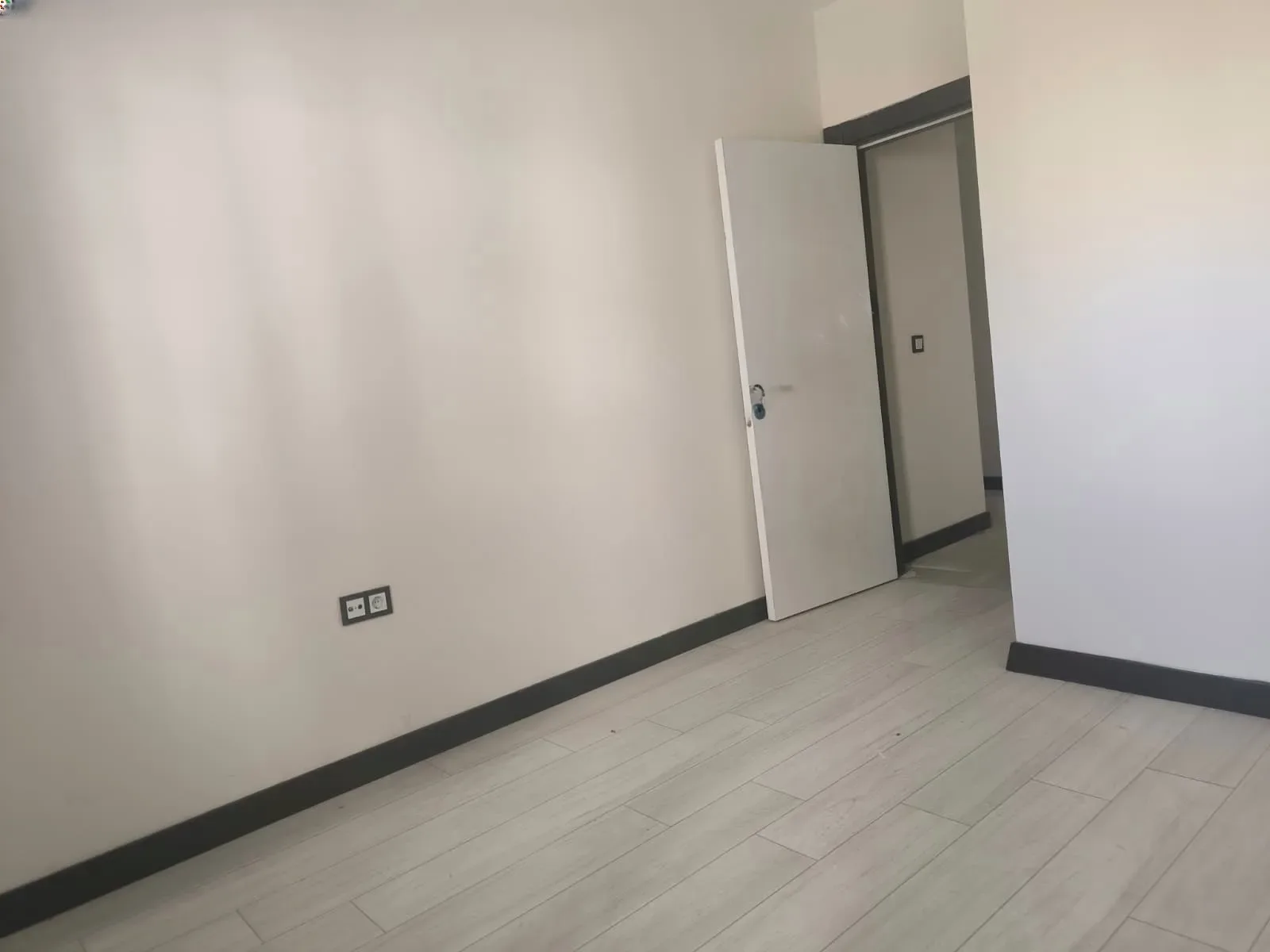 Aziziye Merkez'de Giriş Katı 105 m² 3+1 Kiralık Daire - Fotoğraf 12