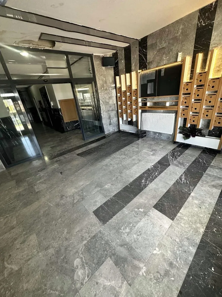 Yakutiye Terminal'da 5 Yaşında 3. Kat 150 m² 3+1 Satılık Villa - Fotoğraf 8