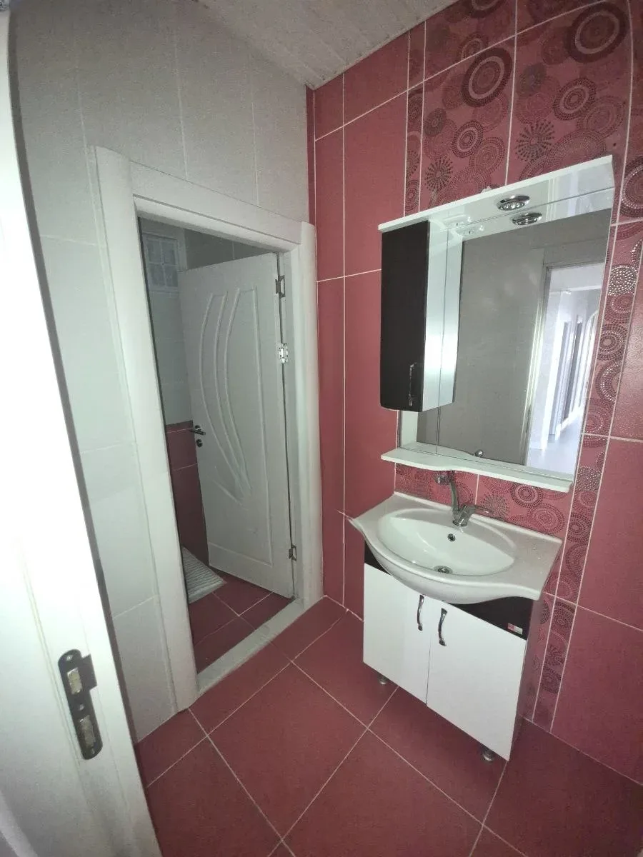 Palandöken Yunusemre'de 5. Kat 200 m² 4+1 Satılık Daire - Fotoğraf 15