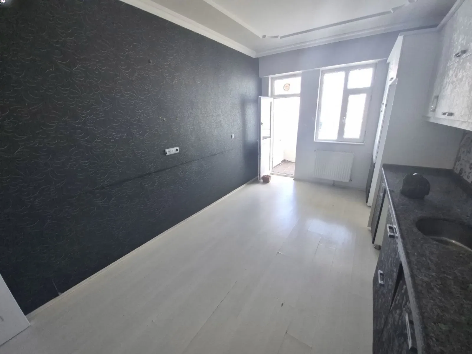 Palandöken Yunusemre'de 5. Kat 200 m² 4+1 Satılık Daire - Fotoğraf 18