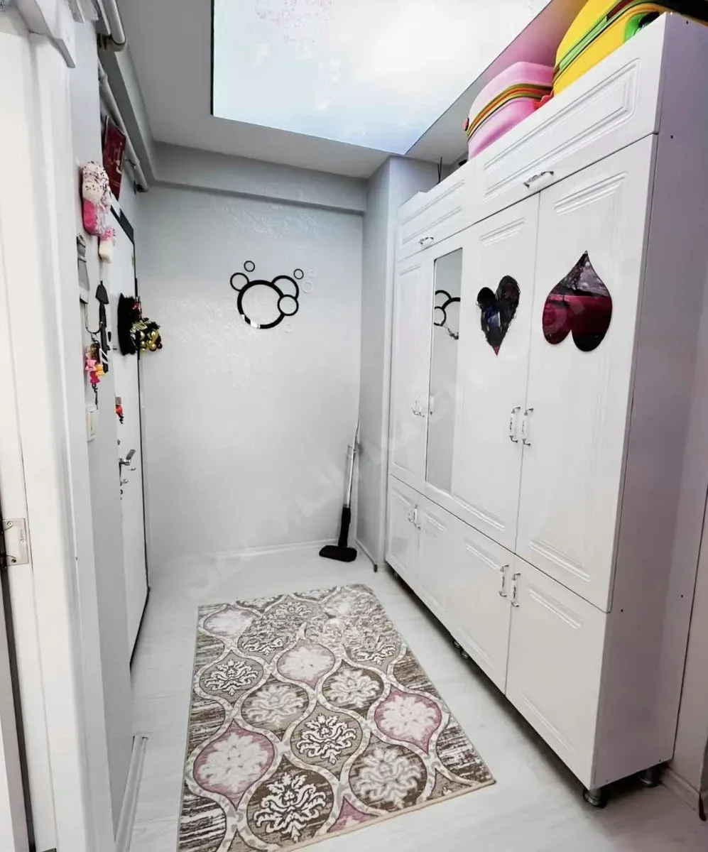 Aziziye Merkez'de 5 Yaşında 2. Kat 145 m² 3+1 Satılık Daire