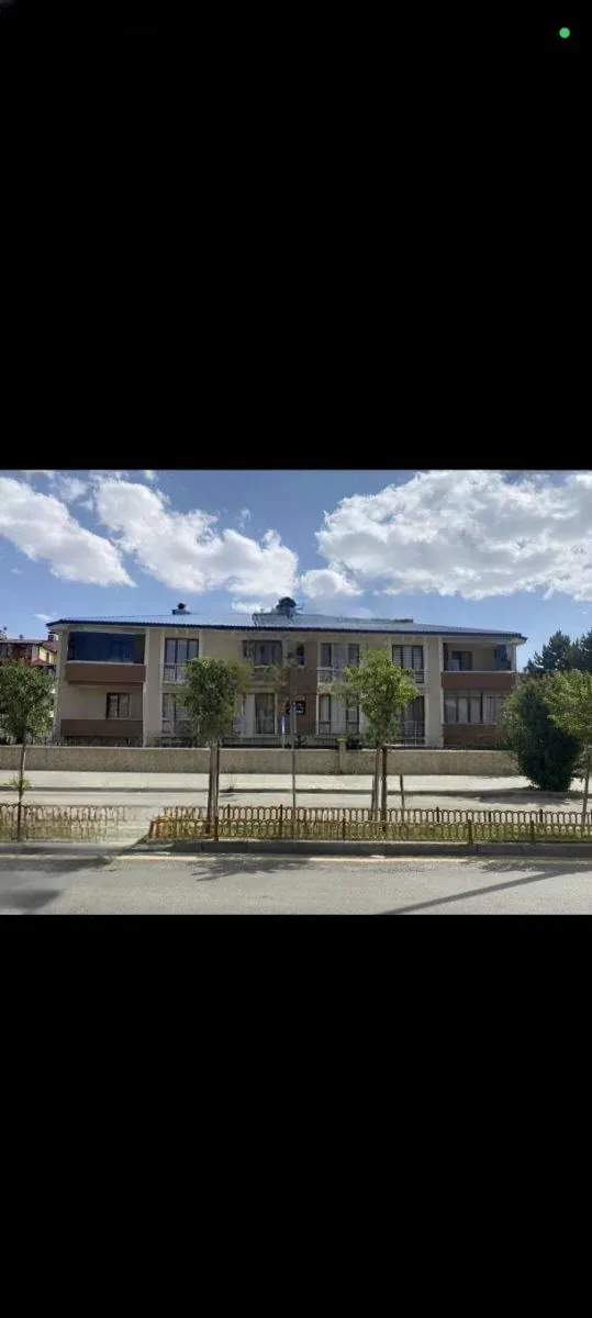 Palandöken Hüseyin Avni Ulaş'ta 2. Kat 180 m² 3+1 Kiralık Daire