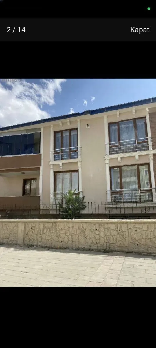 Palandöken Hüseyin Avni Ulaş'ta 2. Kat 180 m² 3+1 Kiralık Daire