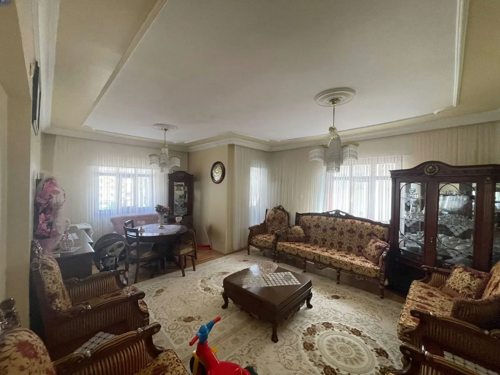 Palandöken Hüseyin Avni Ulaş'ta 3. Kat 175 m² 3+1 Satılık Daire - Fotoğraf 11
