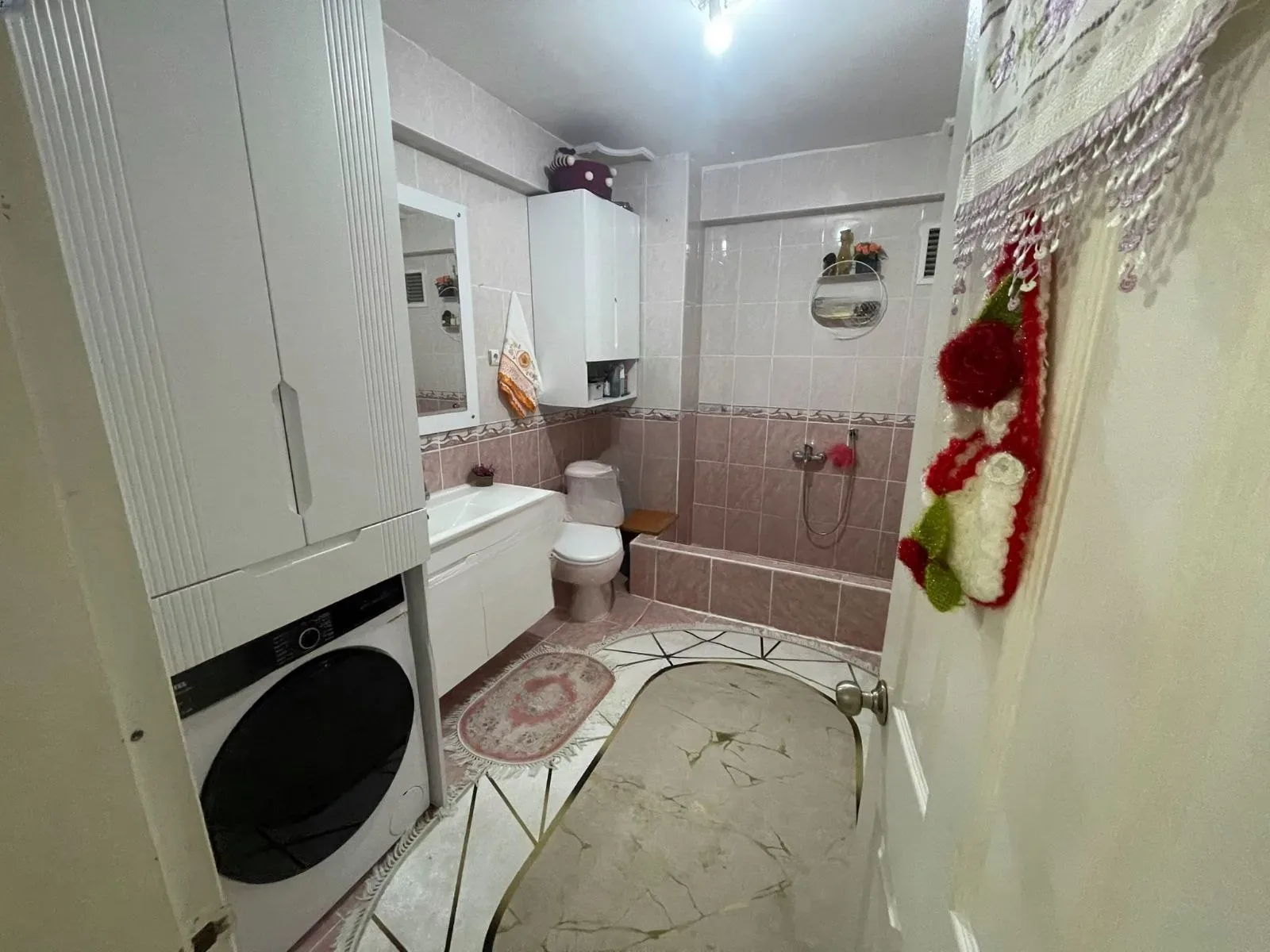 Palandöken Hüseyin Avni Ulaş'ta 3. Kat 175 m² 3+1 Satılık Daire - Fotoğraf 18