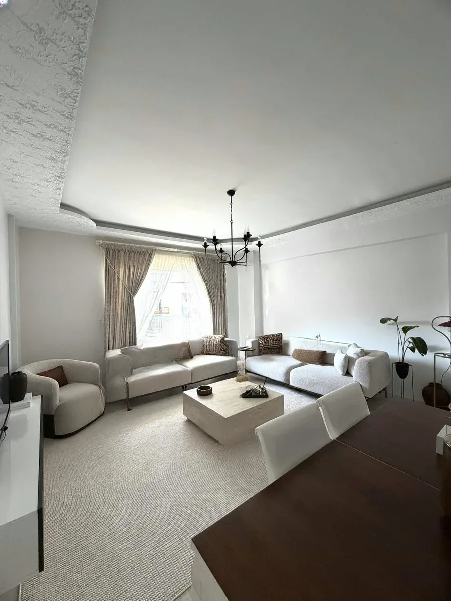 Aziziye Merkez'de 1. Kat 145 m² 3+1 Satılık Daire