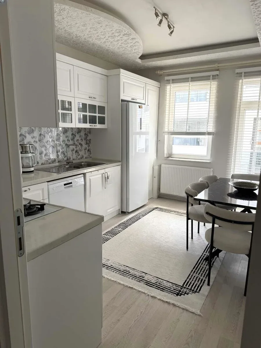 Aziziye Merkez'de 1. Kat 145 m² 3+1 Satılık Daire