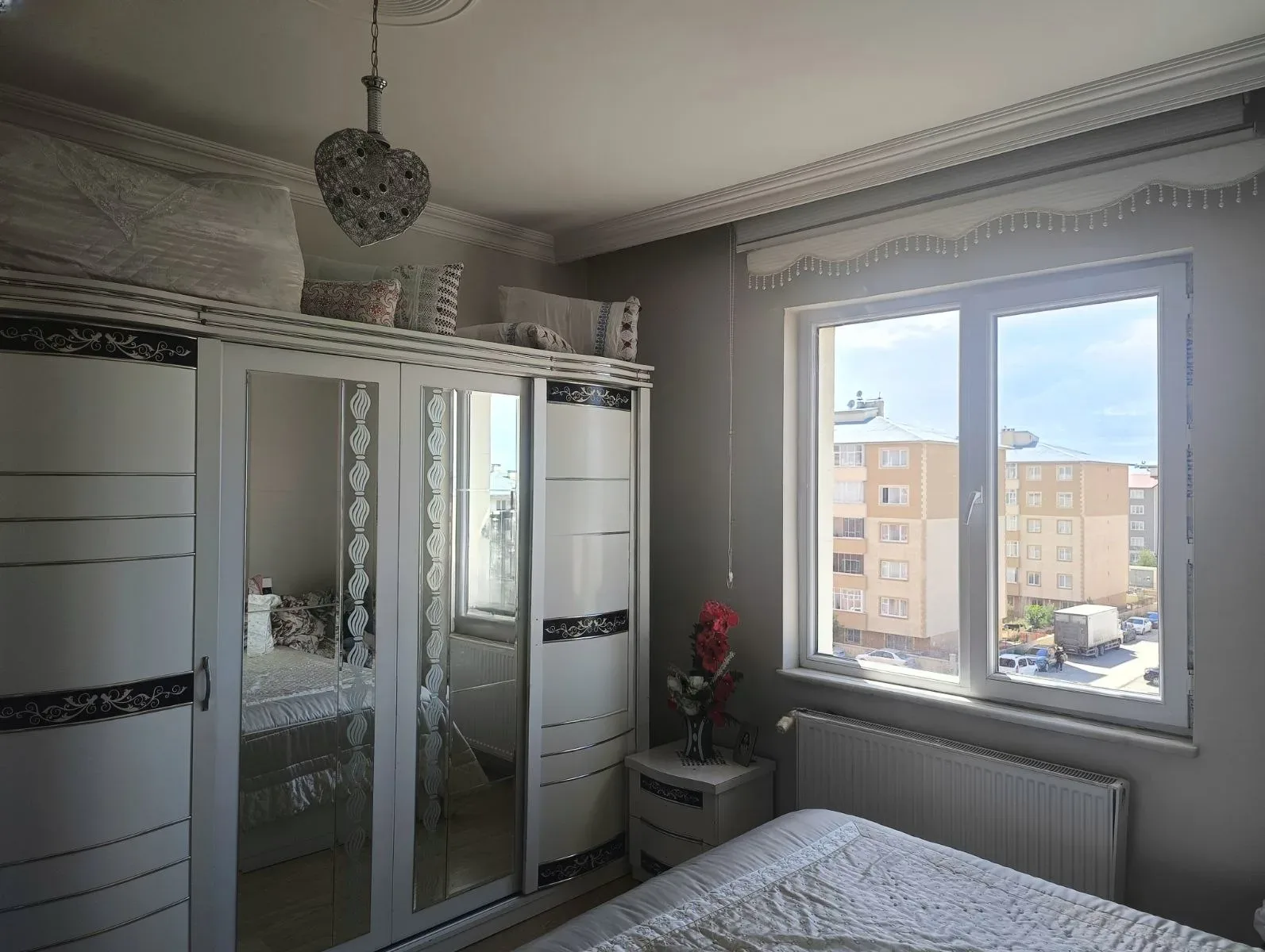 Yakutiye Terminal'da 4. Kat 160 m² 3+1 Satılık Daire - Fotoğraf 6