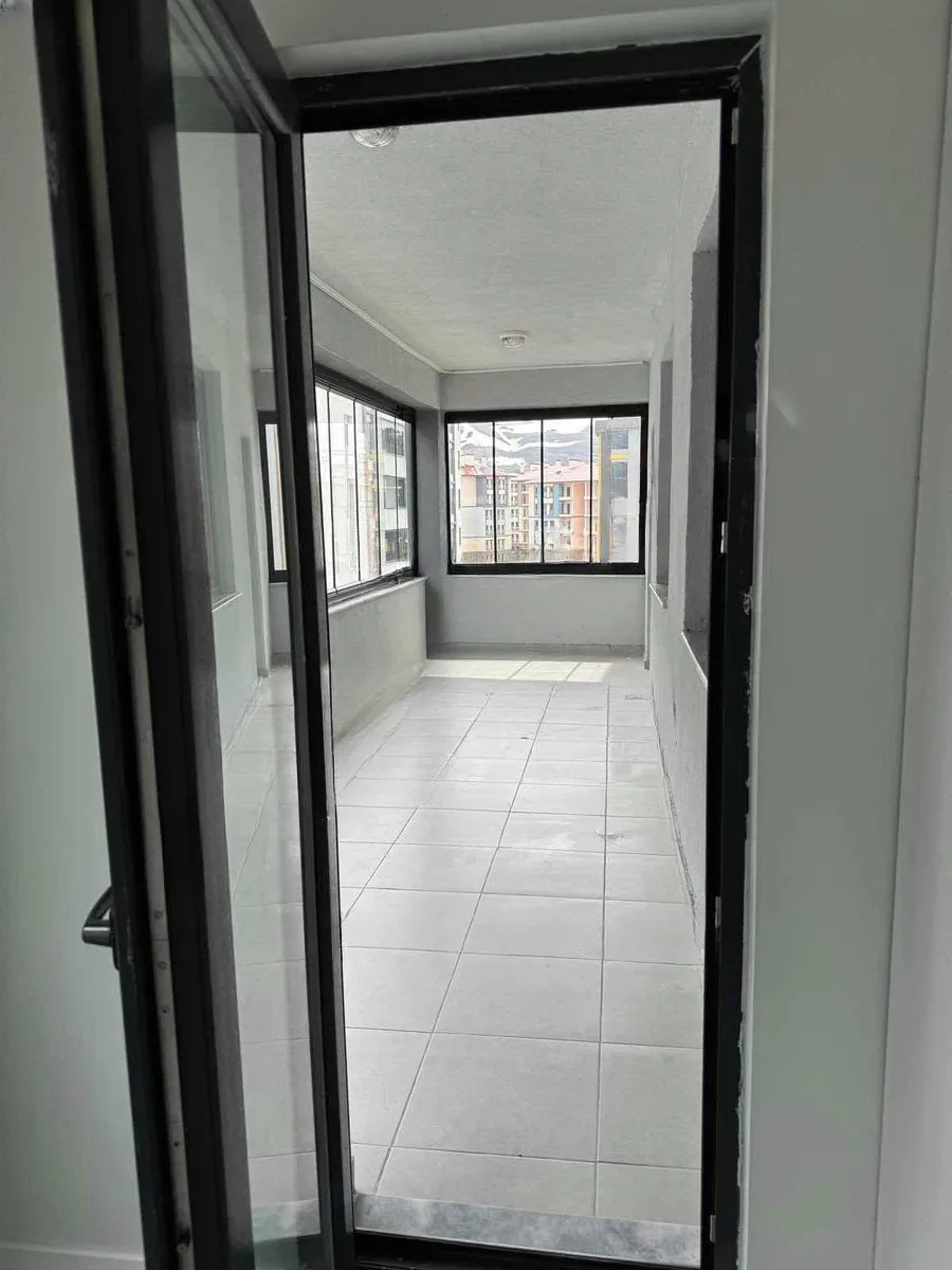 Palandöken Hüseyin Avni Ulaş'ta 3 Yaşında 6. Kat 210 m² 4+1 Kiralık Daire - Fotoğraf 14