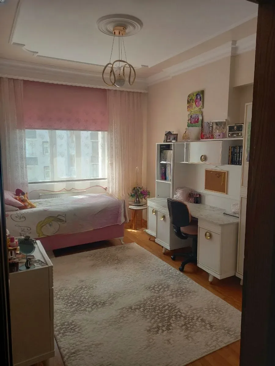 Palandöken Yunusemre'de 4. Kat 178 m² 4+1 Satılık Daire - Fotoğraf 10