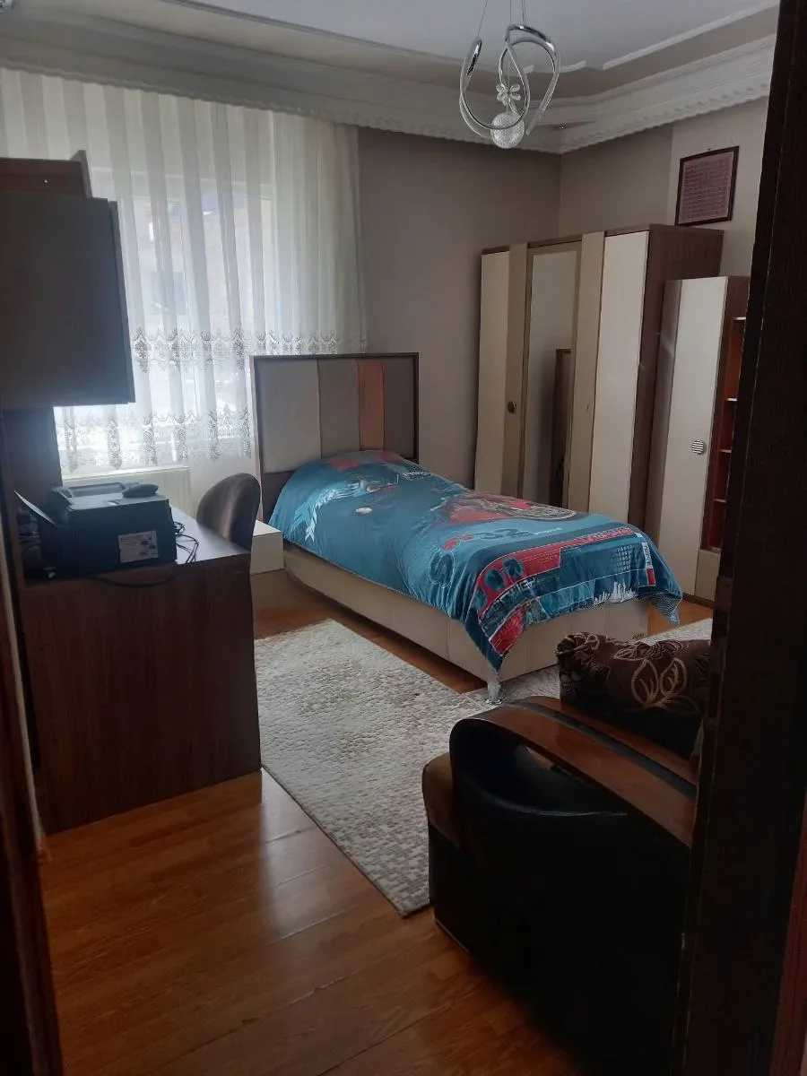 Palandöken Yunusemre'de 4. Kat 178 m² 4+1 Satılık Daire - Fotoğraf 18