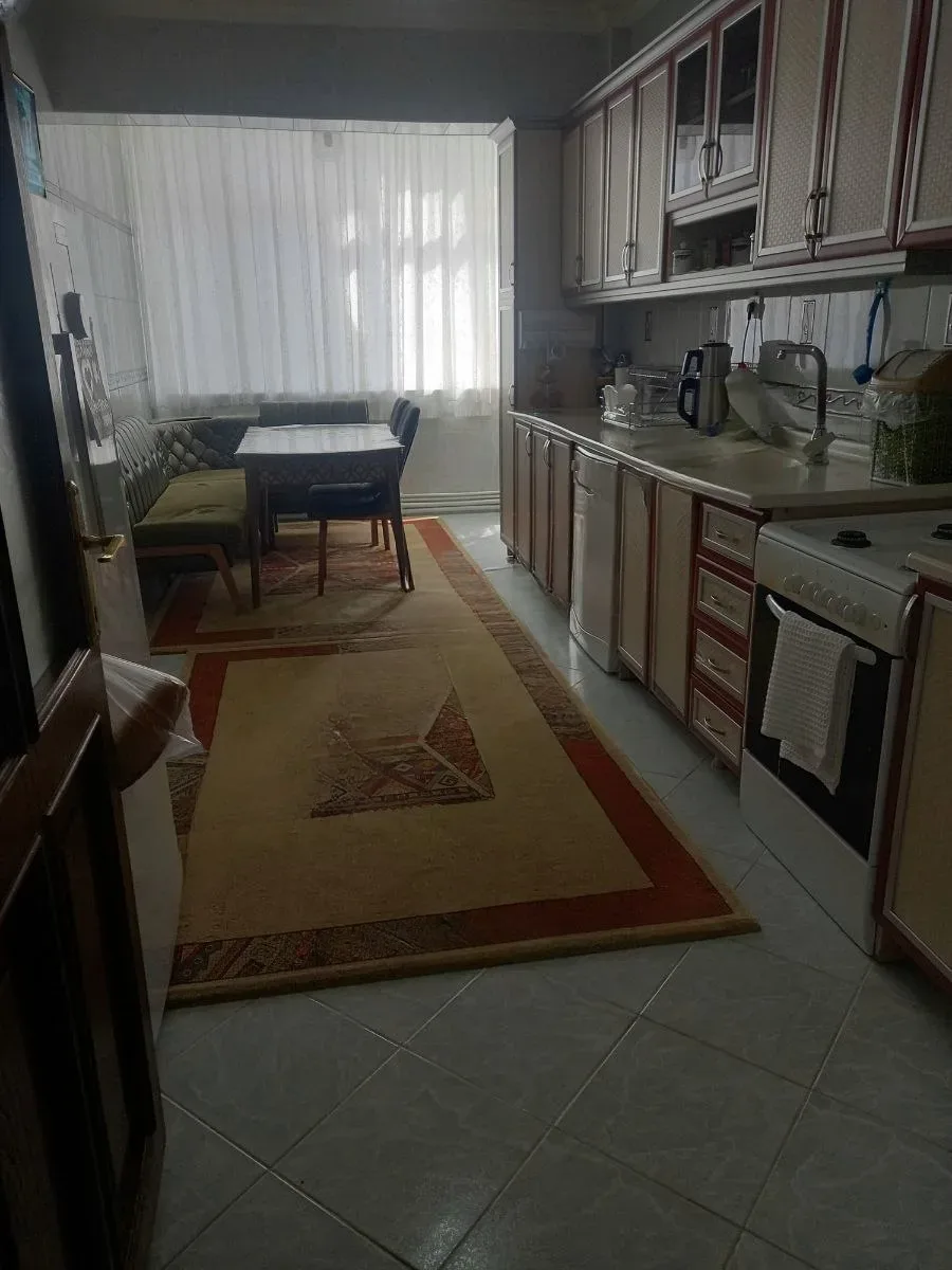 Palandöken Yunusemre'de 4. Kat 178 m² 4+1 Satılık Daire - Fotoğraf 8