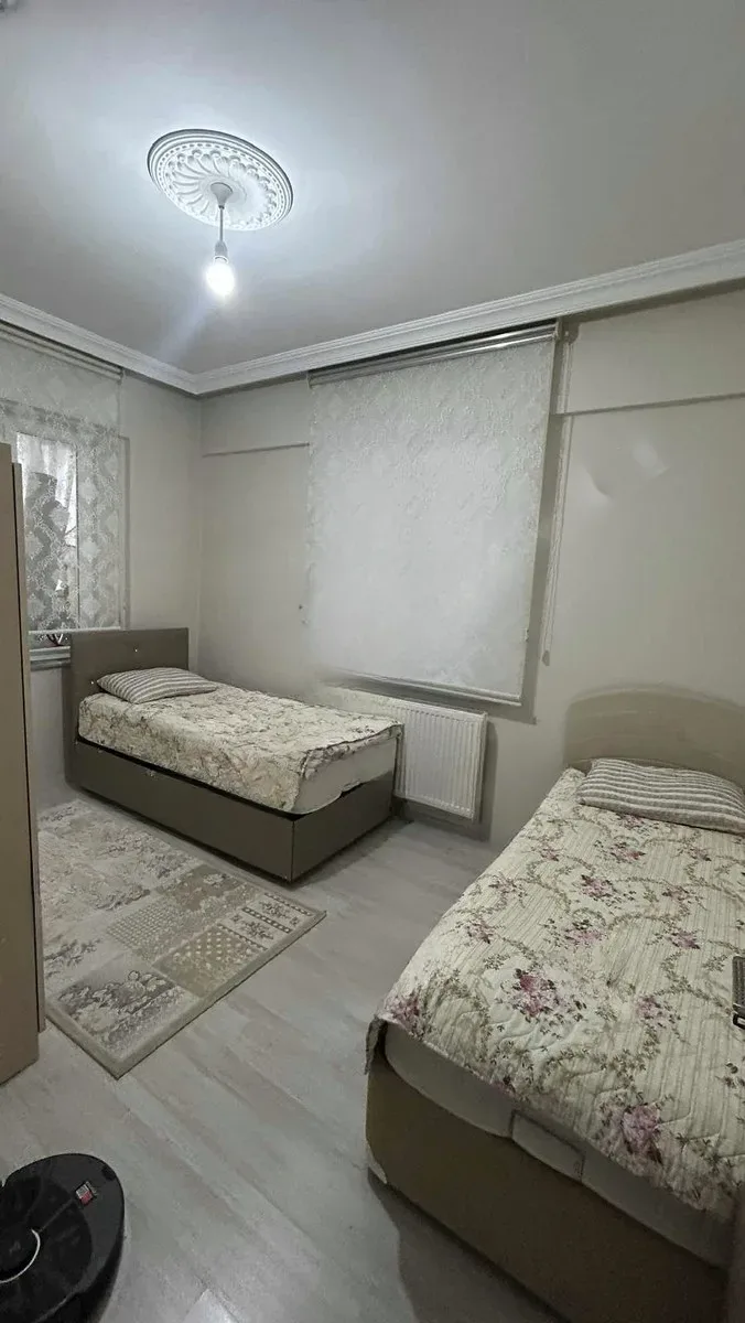 Aziziye Merkez'de 1. Kat 135 m² 3+0 Satılık Daire
