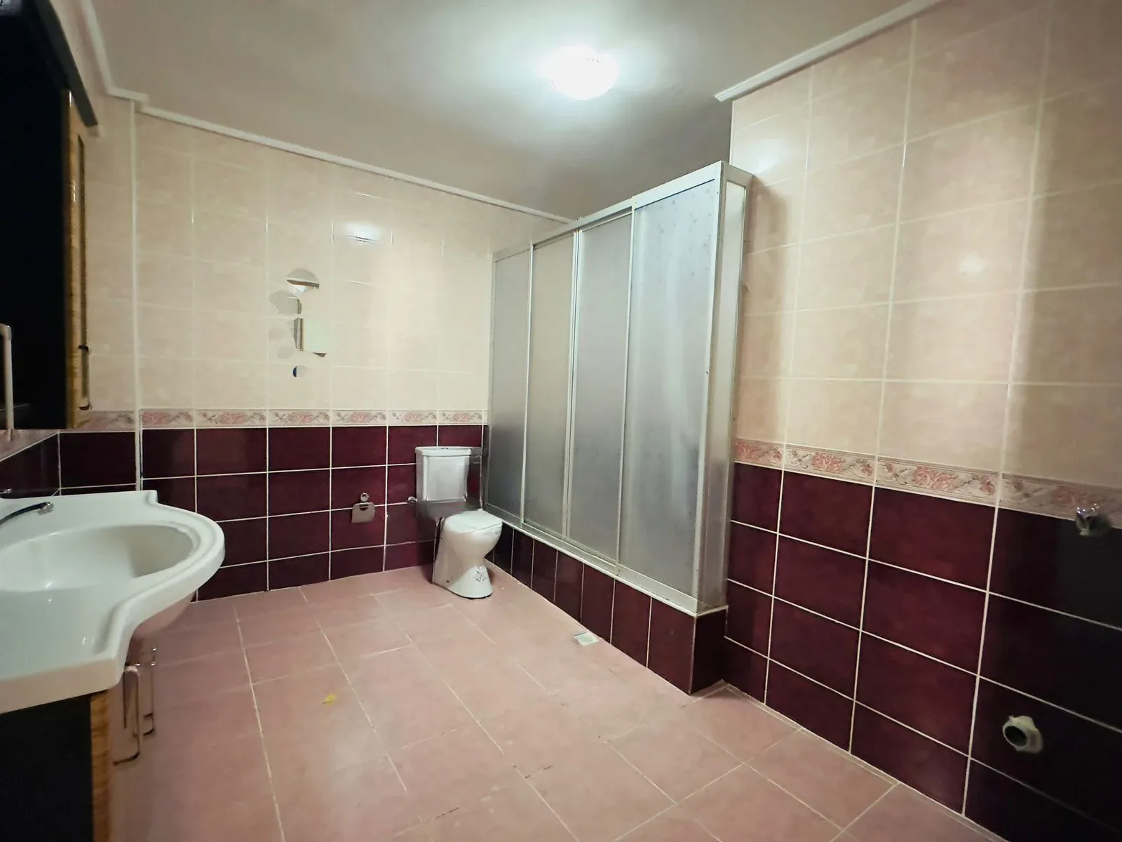Palandöken Hüseyin Avni Ulaş'ta 3. Kat 185 m² 4+1 Kiralık Daire - Fotoğraf 11