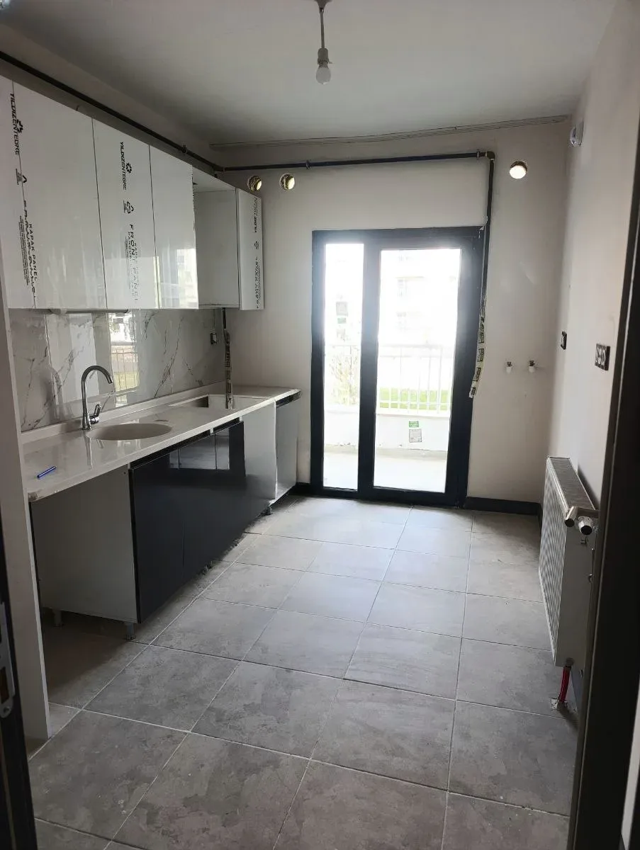 Aziziye Merkez'de Zemin Kat 120 m² 3+1 Kiralık Daire