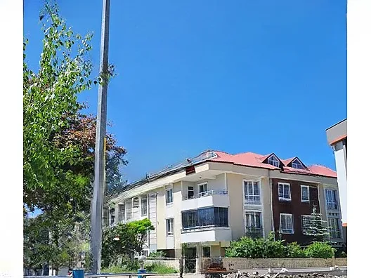 Aziziye Merkez'de 1. Kat 190 m² 4+1 Satılık Daire
