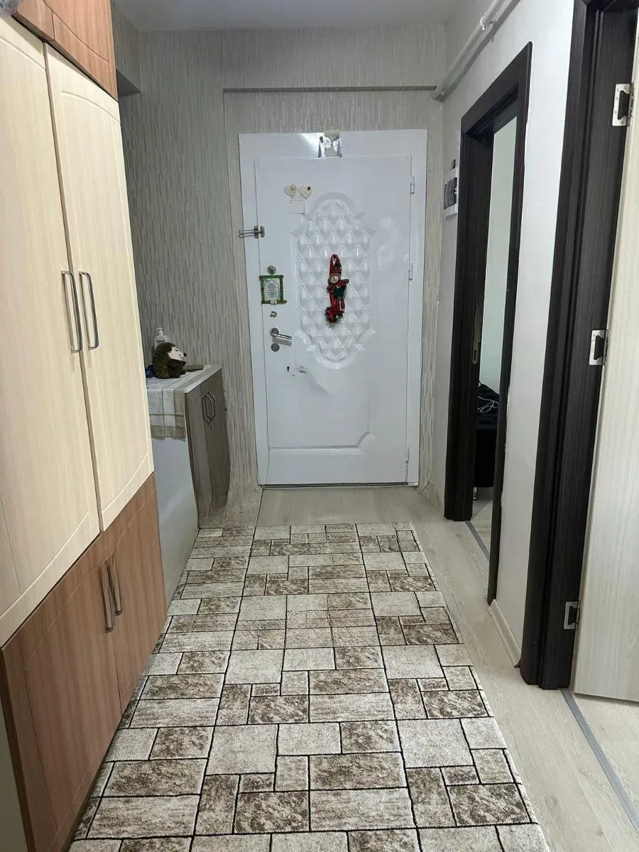 Aziziye Merkez'de 1. Kat 190 m² 4+1 Satılık Daire