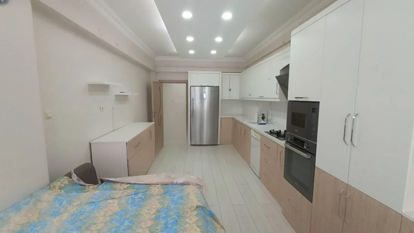 Palandöken Yunusemre'de 3. Kat 180 m² 3+1 Satılık Daire - Fotoğraf 13