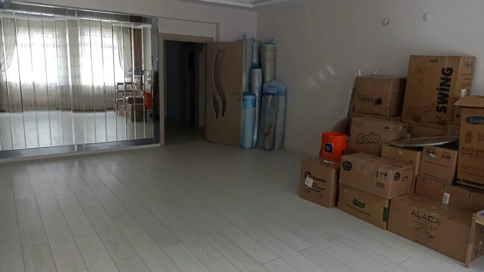 Palandöken Yunusemre'de 3. Kat 180 m² 3+1 Satılık Daire - Fotoğraf 17