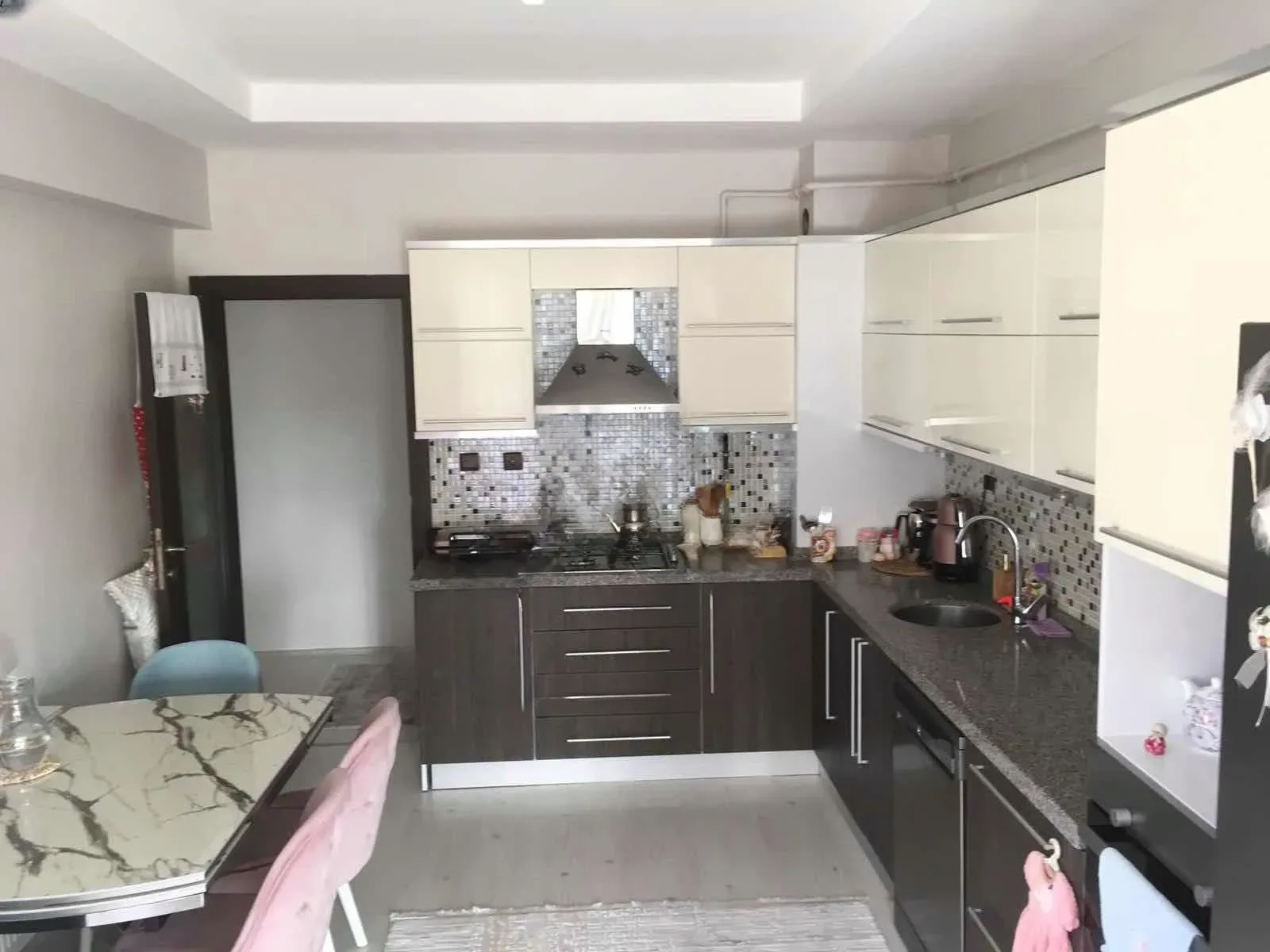 Palandöken Yunusemre'de 165 m² Kiralık Daire - Fotoğraf 11