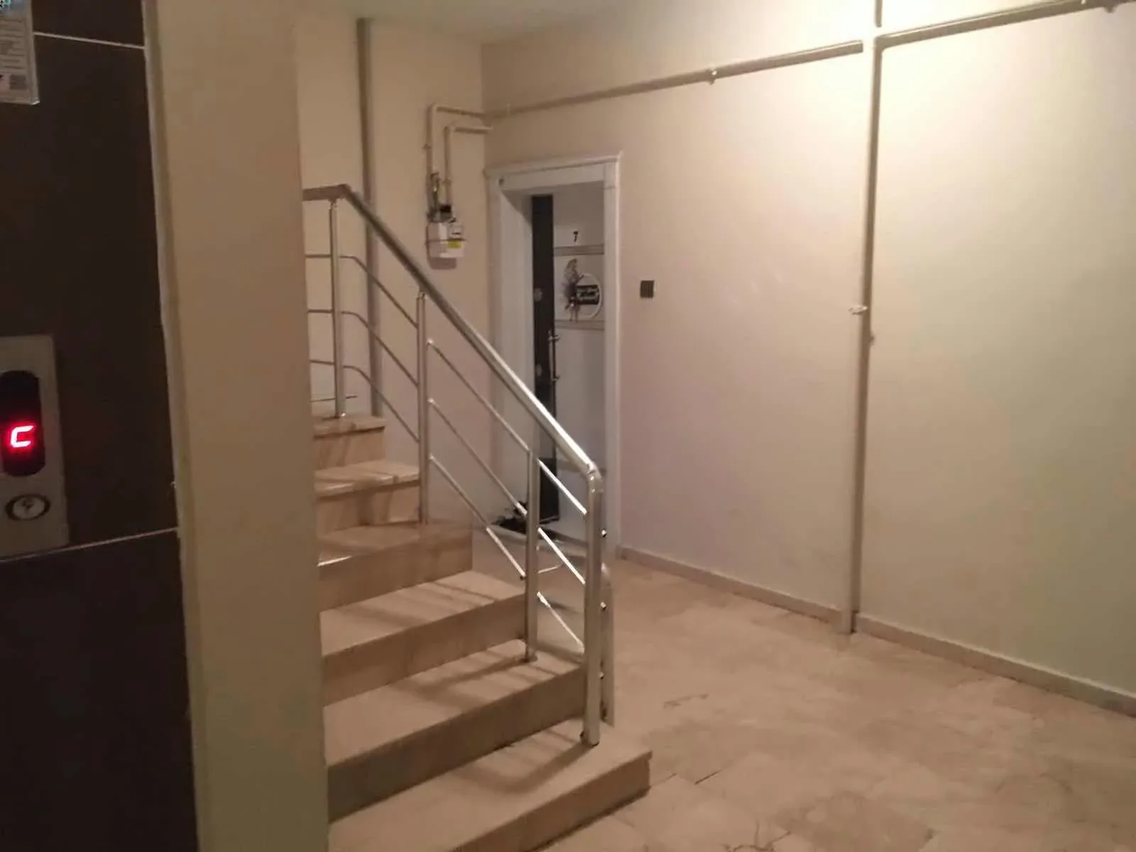 Palandöken Yunusemre'de 165 m² Kiralık Daire - Fotoğraf 15