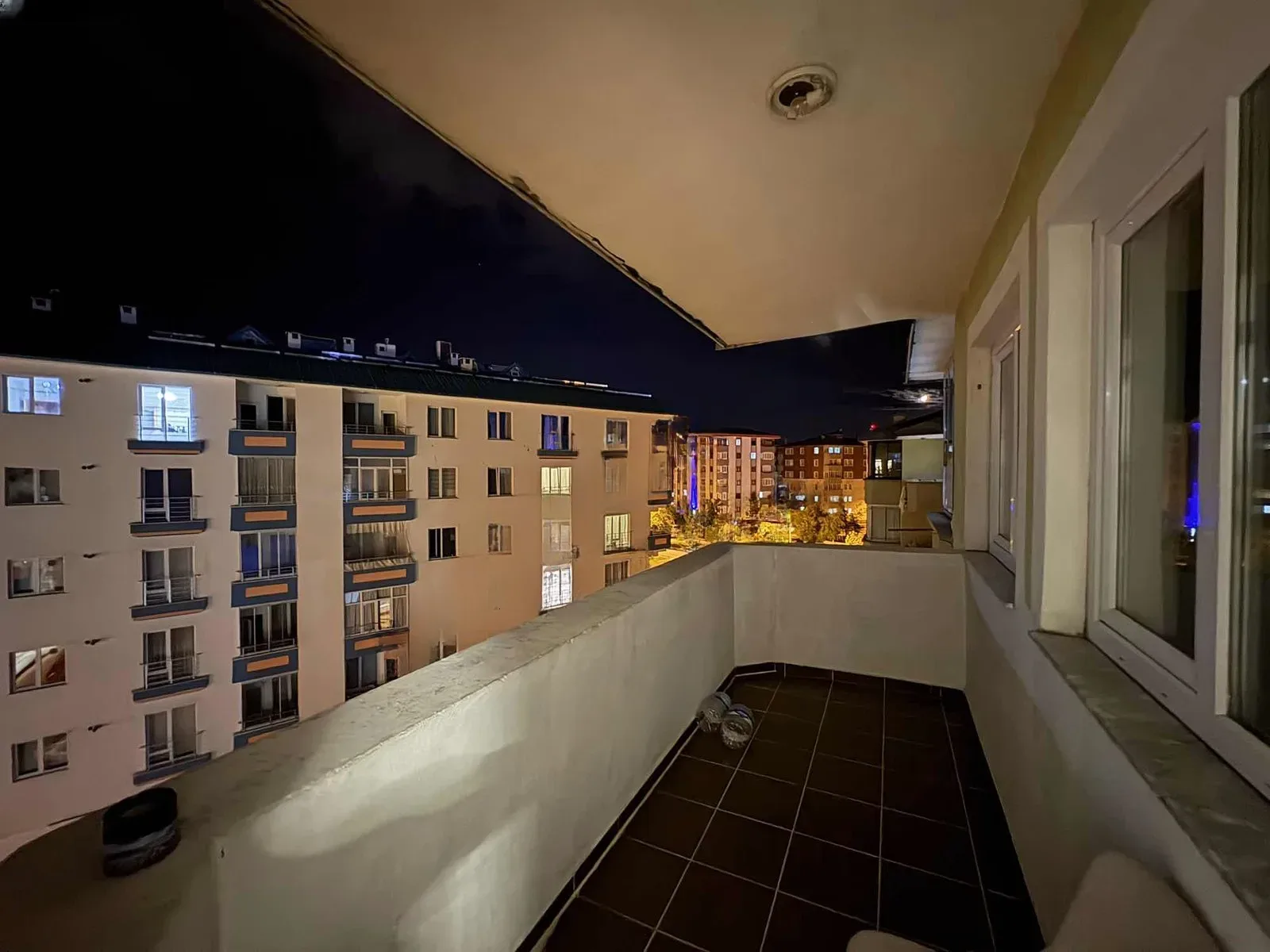 Palandöken Adnan Menderes'te 200 m² Kiralık Daire