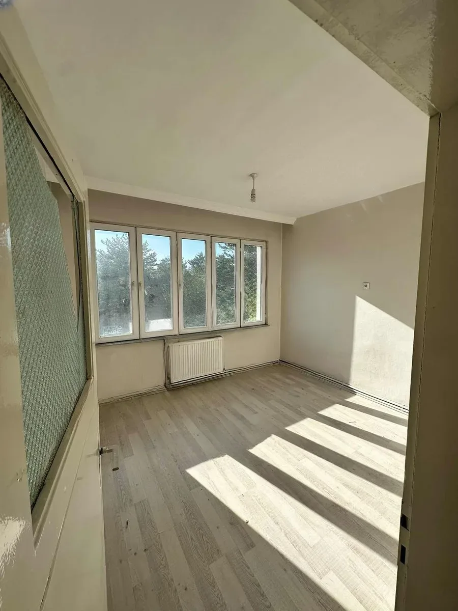 Yakutiye Lalapaşa'da 100 m² Kiralık Daire - 2