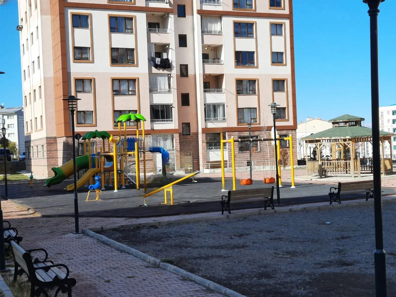 Palandöken Hüseyin Avni Ulaş'ta 120 m² Satılık Daire - Fotoğraf 14