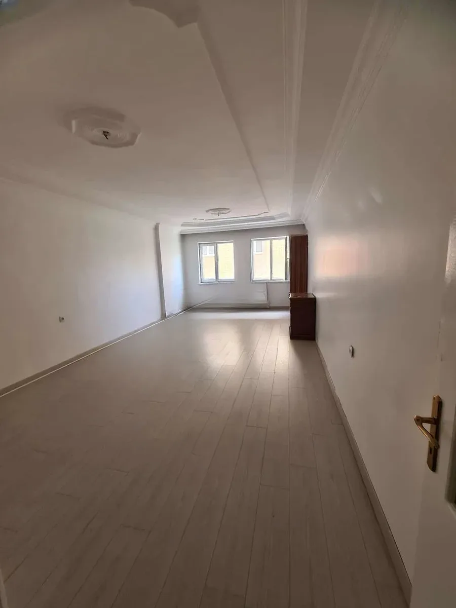 Yakutiye Lalapaşa'da 210 m² Satılık Daire - Fotoğraf 3