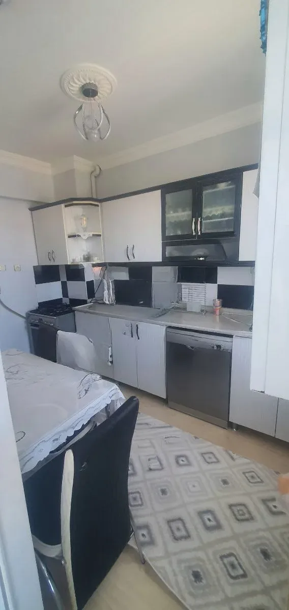 Palandöken Adnan Menderes'te 120 m² Satılık Daire