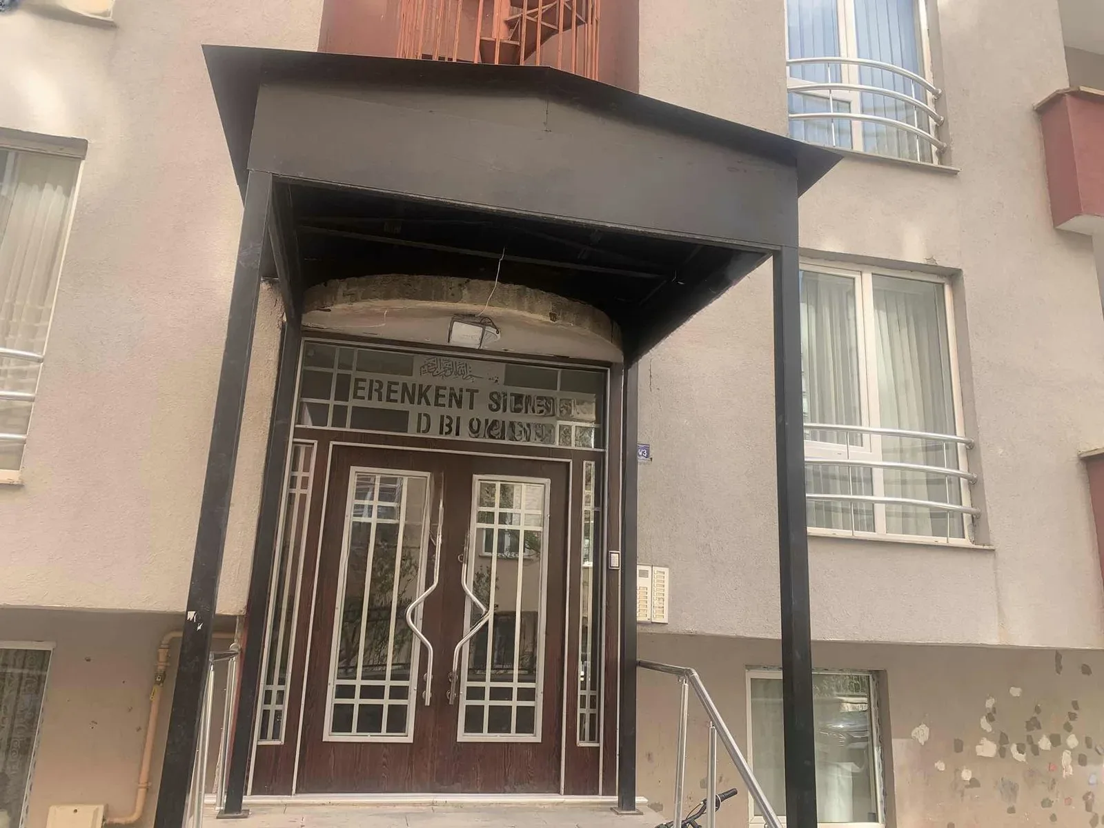 Palandöken Hüseyin Avni Ulaş'ta 140 m² Satılık Daire