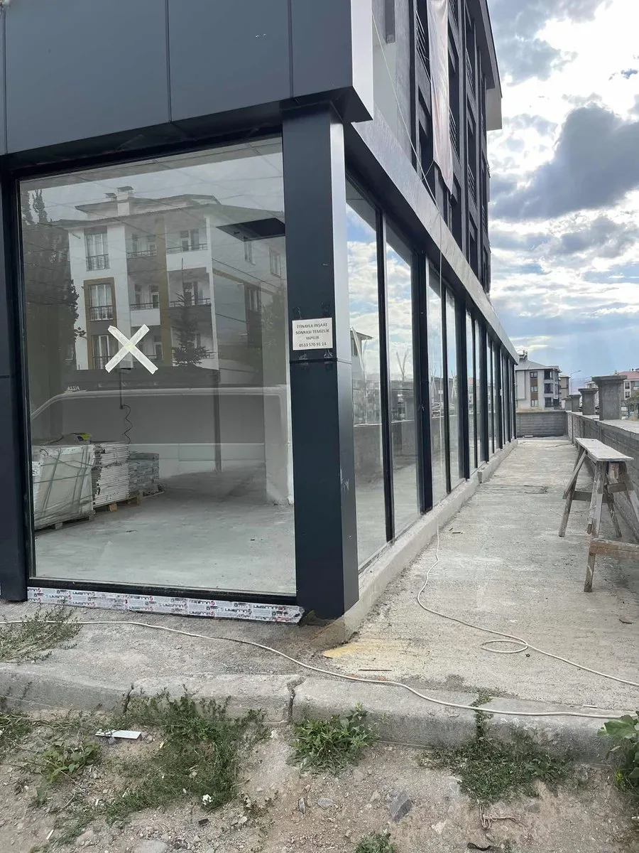 Aziziye Merkez'de 100 m² Satılık İş Yeri - 5