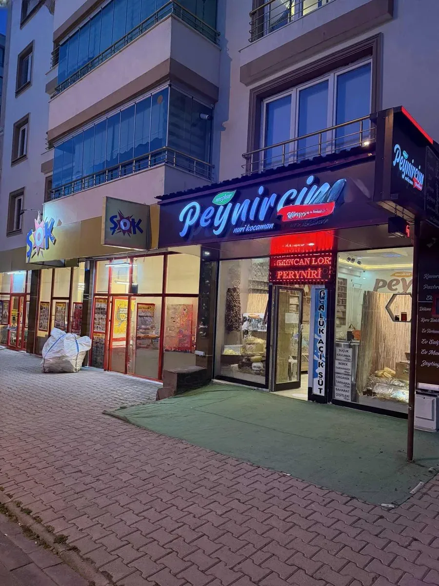 Palandöken Hüseyin Avni Ulaş'ta 40 m² Devren Kiralık İş Yeri - 1