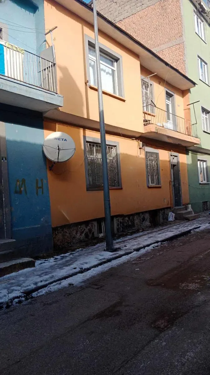 Yakutiye Lalapaşa'da Satılık Mülk - 3
