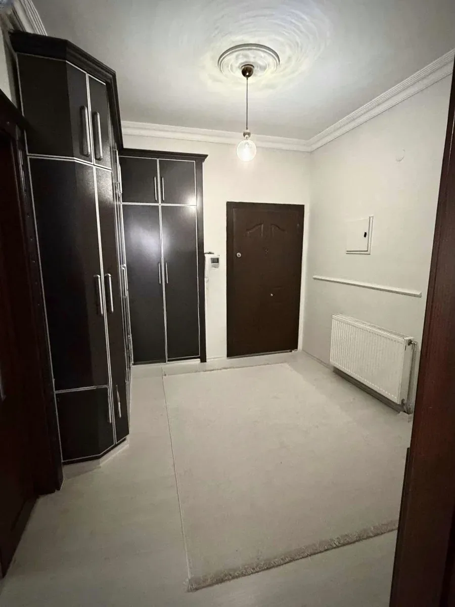 Yakutiye Lalapaşa'da 230 m² Kiralık Daire - 4