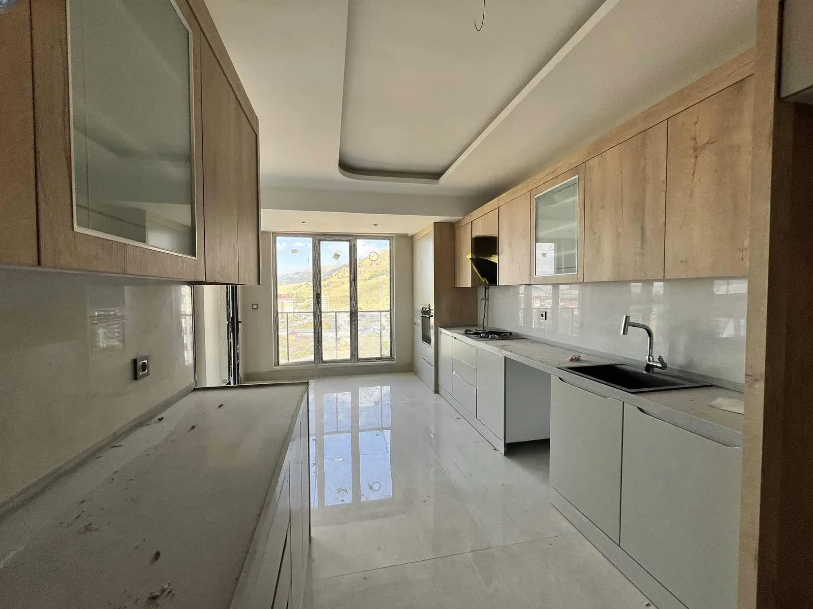 Palandöken Hüseyin Avni Ulaş'ta 155 m² Kiralık Daire - 1