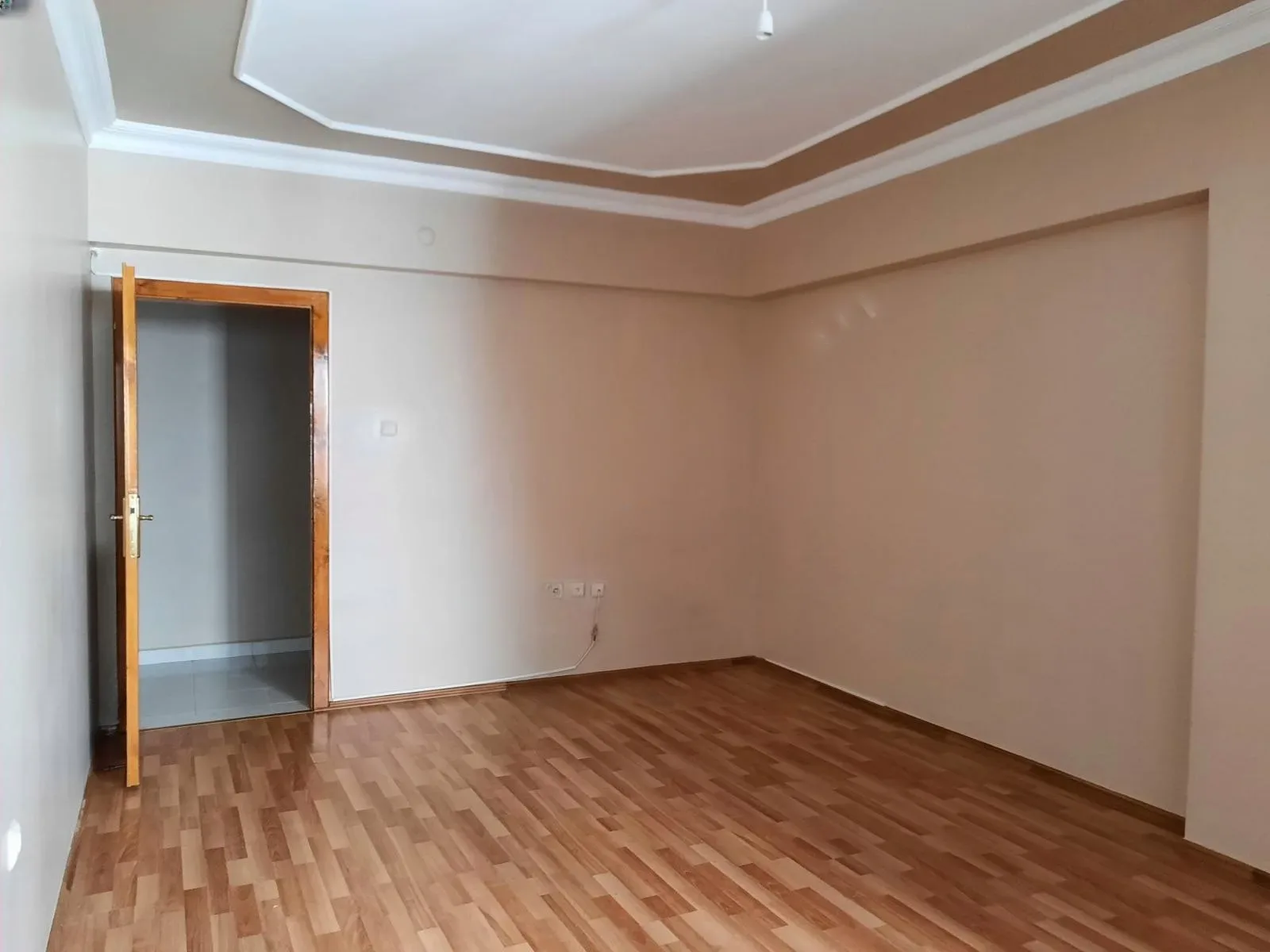 Yakutiye Lalapaşa'da 200 m² Kiralık Daire - 1